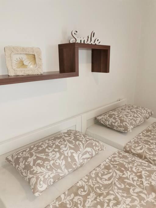 Apartman Pejic Podstrana Kültér fotó