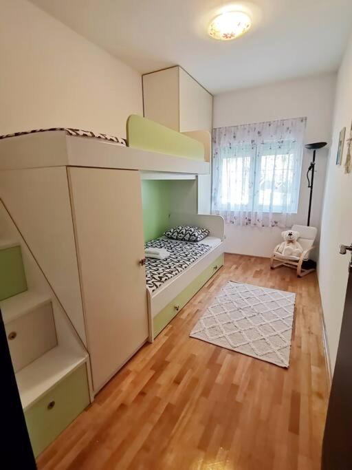 Apartman Pejic Podstrana Kültér fotó
