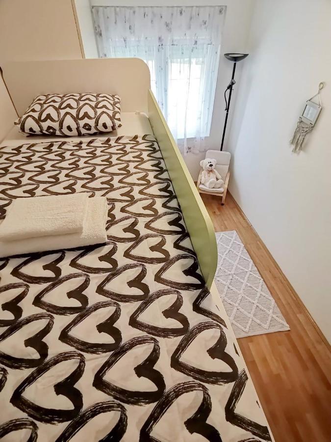 Apartman Pejic Podstrana Kültér fotó