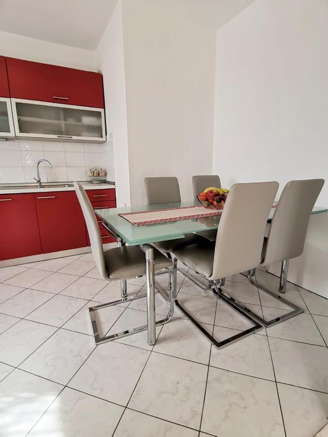 Apartman Pejic Podstrana Kültér fotó